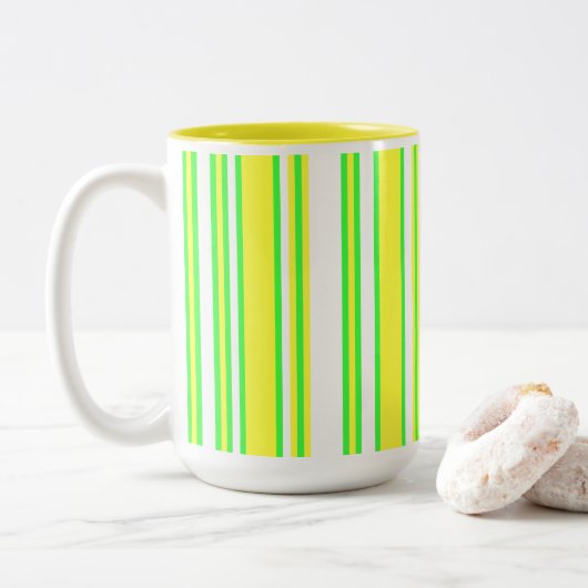 Geel Groen Verticaal Multi-Stripe Tweekleurige Koffiemok (Met donut)