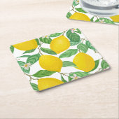 Geel groen wit lemonpatroon kartonnen onderzetters (Schuin)