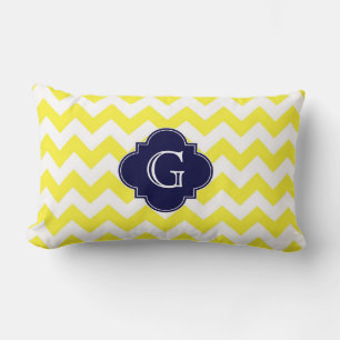Geel groots Chevron Navy Blue Quatrefoil Monogram Kussen