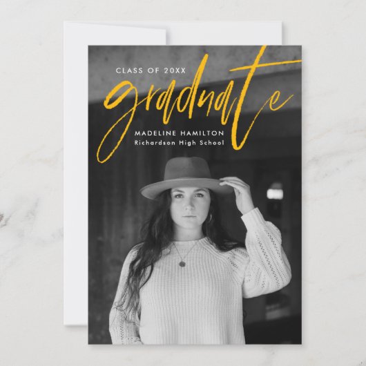 Geel handgeschreven penseelscript 4 Foto Afstudere Aankondiging (Voorkant)