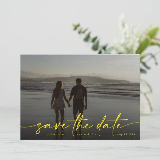 Geel handschrift Modern Foto: Verlichtend Save The Date (Staand voorkant)