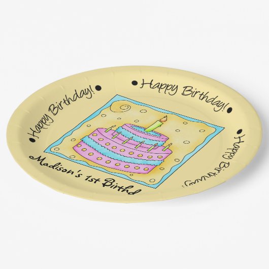 Geel Happy 1st Birthday Cake Name Persoonlijk Papieren Bordje (Gekanteld)