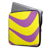 Geel Hoesje laptop met Paarse strepen Laptop Sleeve (Voorkant Links)