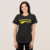 Geel Introvert Typografie Swoosh Aangepaste Datum Tri-Blend Shirt (Voorkant volledig)