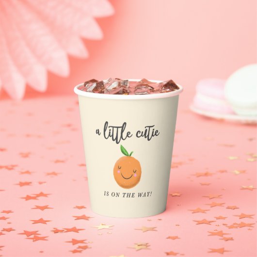 Geel Kleine Cutie Genderneutraal Baby shower Papieren Bekers (Insitu)