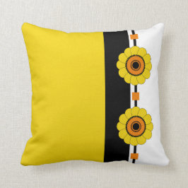 Geel kleurblok en bloemmotief kussen