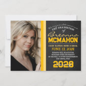 Geel krijtbord Foto Afstuderen Aankondiging (Voorkant)