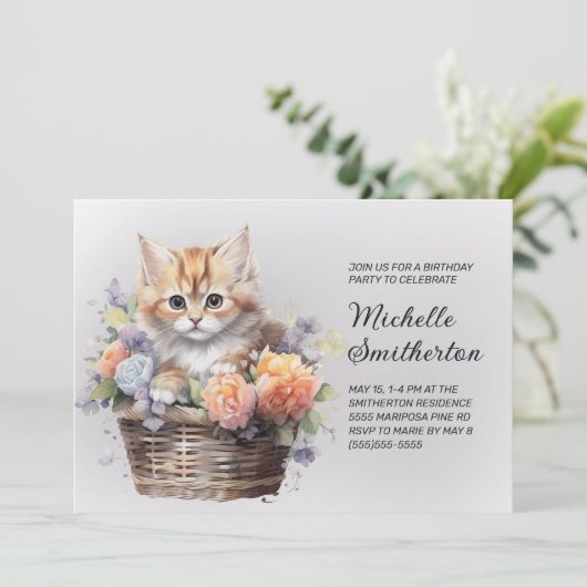 Geel Mandje met Bloemen Vrouw Verjaardag  Kaart (Staand voorkant)