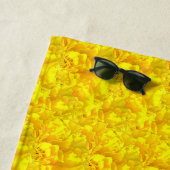 Geel Marigold Bloemen Naadloos Patroon Strandlaken (In situ)