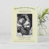 Geel Minimalistisch Foto Geboorteaankondiging Aankondiging (Staand voorkant)