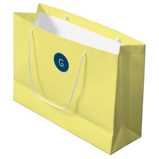 Geel Minimalistisch Monogram Grote Gift Bag Groot Cadeauzakje (Voorkant Gekanteld)