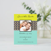 Geel & Mint Paisley Foto opslaan Datum Aankondigingskaart (Staand voorkant)