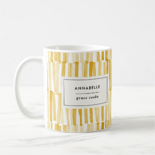 Geel modern abstract patroon gepersonaliseerd cade koffiemok