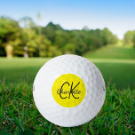 Geel monogram initialen naam golfballen<br><div class="desc">Gele achtergrond,  zwarte en grijze tekst. Personaliseer en voeg uw monogram initialen en naam toe. Zowel voor hem als voor haar. De naam is geschreven met een modern handgeschreven stijlschrift.</div>