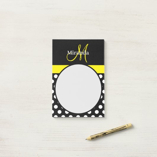 Geel Monogram Zwart Wit Polka Dot Post-it® Notes (Op bureau)