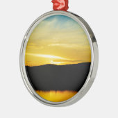 Geel Mt Lake Sunset Metalen Ornament (Links)