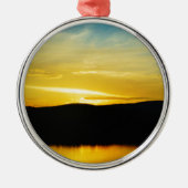 Geel Mt Lake Sunset Metalen Ornament (Voorkant)