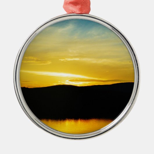 Geel Mt Lake Sunset Metalen Ornament (Voorkant)