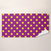 Geel op Paarse stippen Patroonontwerp Badhanddoek (Badhanddoek)