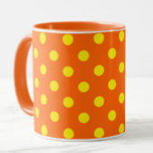 Geel op Sinaasappel Polka Dots Patroonontwerp Mok