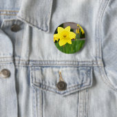 Geel opgeruimd ronde button 5,7 cm (In situ)
