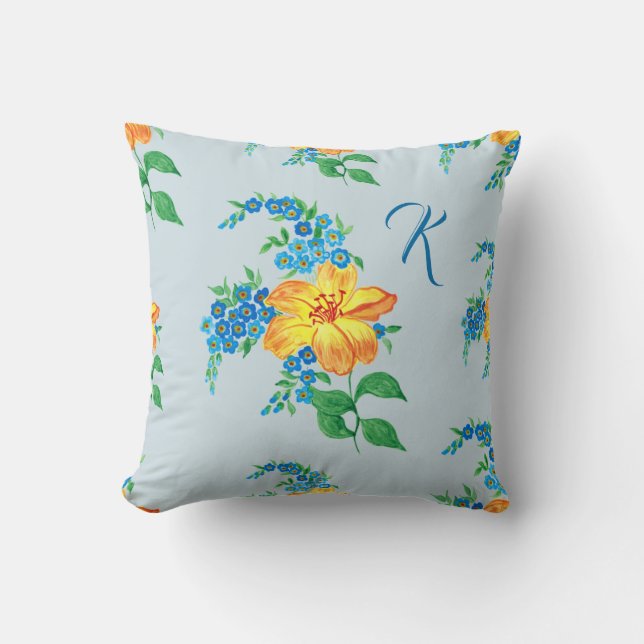  Geel Oranje Bloem Babyblauw Monogram Kussen (Voorkant)
