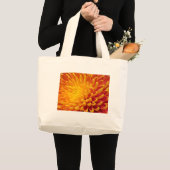 Geel & Oranje Chrysanthemum Grote Tote Bag (Voorkant (product))