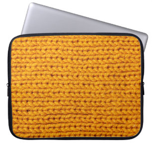 Geel patroon met achtergrondstructuur van gebreide laptop sleeve