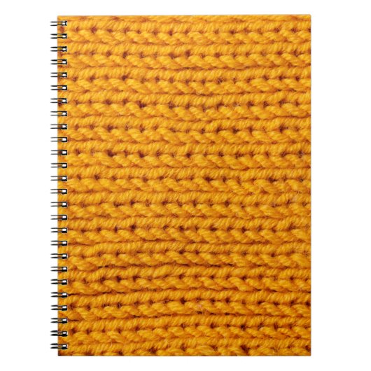 Geel patroon met achtergrondstructuur van gebreide notitieboek (Voorkant)
