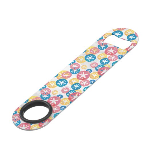 Geel rood blauw patroon met zwarte dollar speed flessenopener (Voorkant Gekanteld)