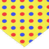Geel Rood Blauw Stippen Design Tafelkleed (Gekanteld)