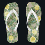 Geel  Roos Elegant Wedding Teenslippers<br><div class="desc">Lichtgele rozen op een beige khaki achtergrond zorgen voor een mooie  bloemen voor je trouwdag! Een elegant zoekt een lenteverbruiloft of een zomertuinevenement!</div>