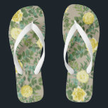 Geel  Roos Elegant Wedding Teenslippers<br><div class="desc">Lichtgele rozen op een beige khaki achtergrond zorgen voor een mooie  bloemen voor je trouwdag! Een elegant zoekt een lenteverbruiloft of een zomertuinevenement!</div>