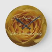 Geel Rose  Wall Clock Ronde Klok (Voorkant)