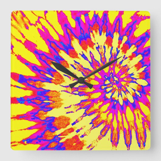 Geel, roze en blauw spiraalkleurige kleurstofklok vierkante klok (Voorkant)