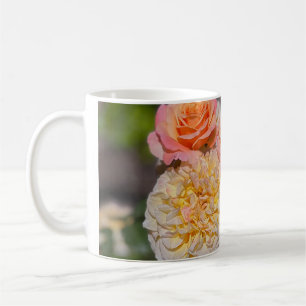geel & roze rozen koffiemok