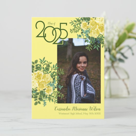 Geel rozengroen Foto Afstuderen Aankondiging (Staand voorkant)