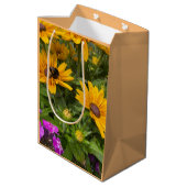 Geel Rudbeckia Flowers Roze Phlox en Bee Medium Cadeauzakje (Achterkant Gekanteld)