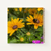 Geel Rudbeckia Flowers Roze Phlox en Bee Notitieboek (Achterkant)
