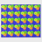 Geel, sinaasappel, & groene pickleballs op blauw h cadeaupapier (Vlak)