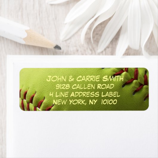 Geel softbal bedekt etiket (Insitu)