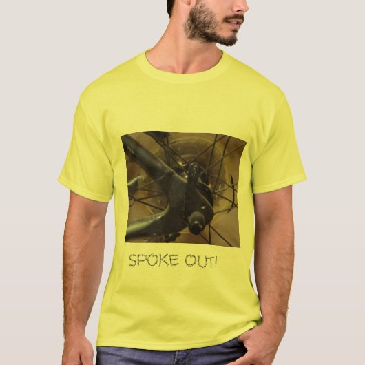 Geel "Spoke out!" T. T-shirt (Voorkant)