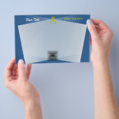 Geel standaardlintje door Kenneth Yoncich Flyer (Hand)