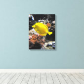 Geel tang vis canvas afdruk (Insitu (Houten vloer))