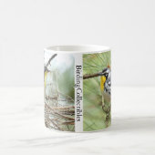 Geel-troebele Warbler Mok door BirdingCollectibles (Center)