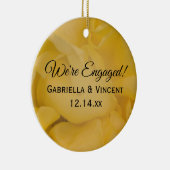 Geel Verloving van rozenbloemen Keramisch Ornament (Rechts)