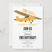 Geel Vliegtuig Kinder 1e Verjaardag Party Time Fli Kaart (Voorkant)