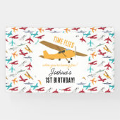 Geel Vliegtuig Kinder 1e Verjaardag Party Time Fli Spandoek (Horizontaal)