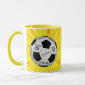 Geel Voetbal Custom Leeftijd Naam Verjaardag Mok (Links)
