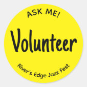 Geel Vraag me Vrijwilligersbadge Ronde Sticker (Voorkant)